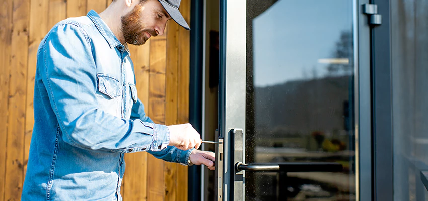 Frameless Glass Storefront Door Locks Replacement in Avenal, CA