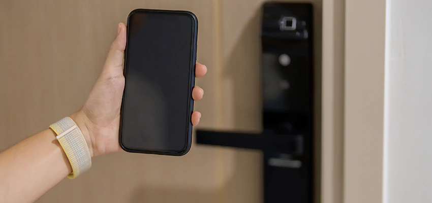 Keypad Wifi Locks Repair And Installation in Avenal, CA